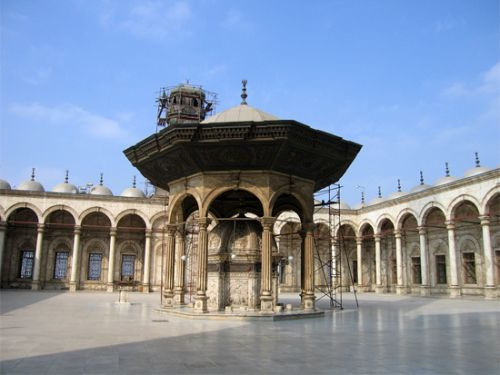 Binnenplaats van de Mohammed Ali-moskee