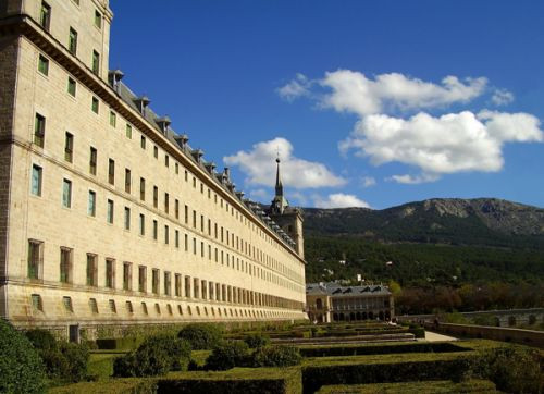 Zijkant van het Monasterio de El Escorial