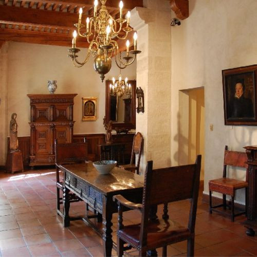 Meubilair in het Musée Angladon