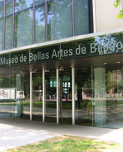 Voordeur van het Museo de Bellas Artes