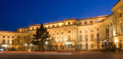 Voorkant van het Nationaal Kunstmuseum van Roemenië