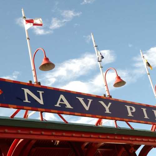 Naambord van Navy Pier