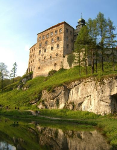 Kasteel in het Ojcowski Nationaal Park
