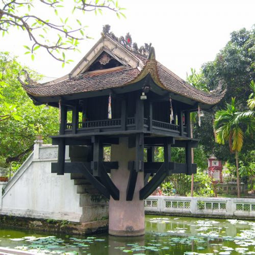 Zicht op de One Pillar Pagoda