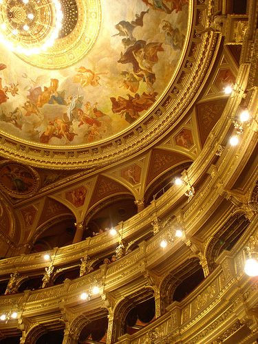 Onder in de concertzaal