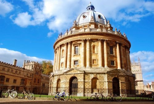 Zicht op de Radcliffe Camera