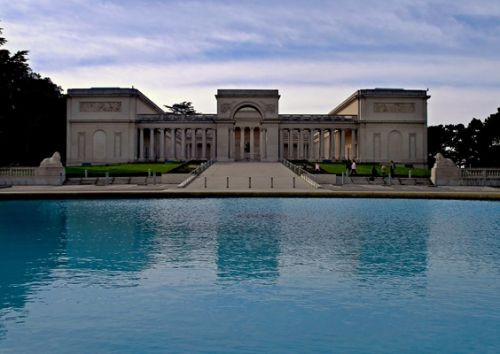 Vijver voor het Palace of the Legion of Honor