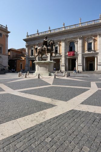 Zicht op het Piazza del Campidoglio