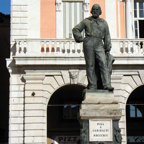 Standbeeld op het Piazza Garibaldi