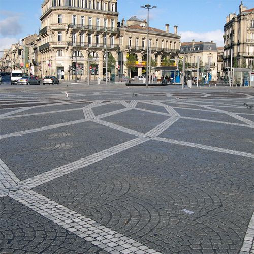 Beeld op de Place de la Victoire