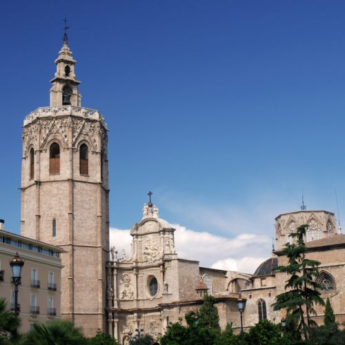 Plaza de la Virgen in Valencia