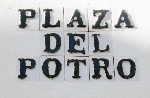 Naambord van de Plaza del Potro