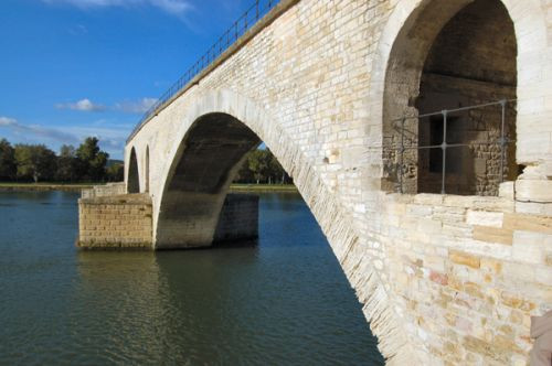 Detail van de Pont d'Avignon