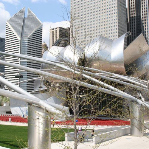 Zicht op het Pritzker Pavillion