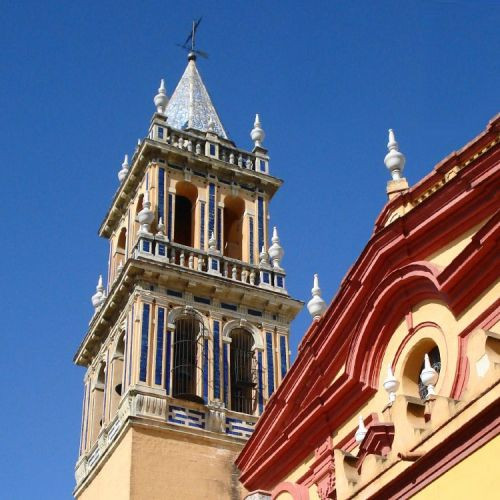 Toren van de Iglesia de Santa Ana