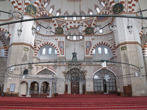 Gebedszaal van de Şehzade Moskee