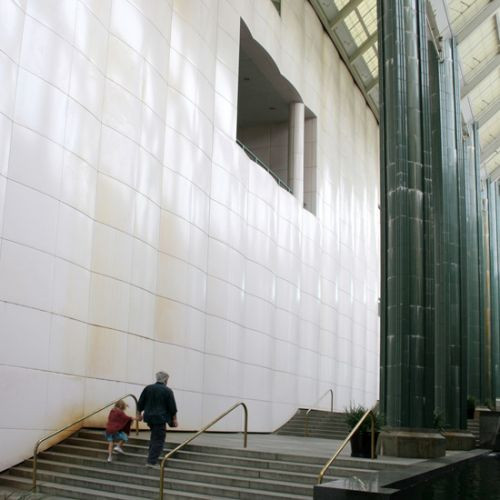 Bezoekers van het Los Angeles County Museum of Art