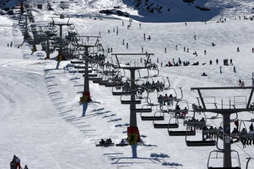 Stoeltjeslift op de Sierra Nevada