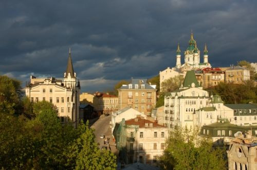 Vergezicht op de Sint-Andrieskathedraal