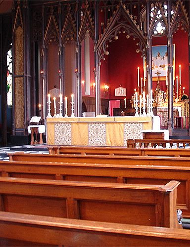 Binnen in St. Chad’s Cathedral