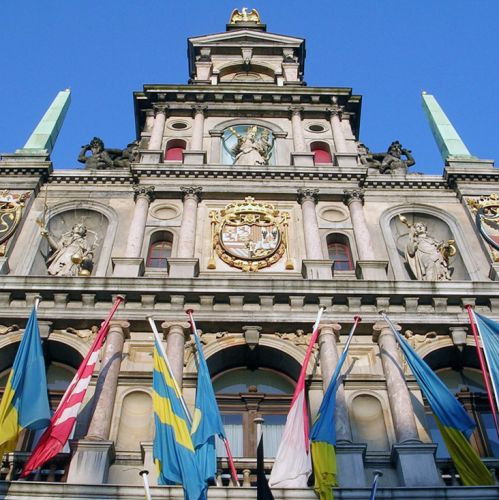 Voorgevel van het Stadhuis