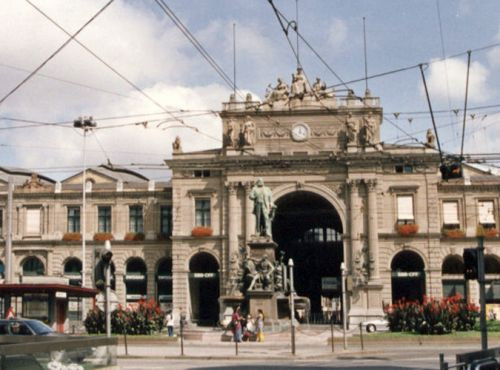 Buiten aan het hoofdstation van Zürich