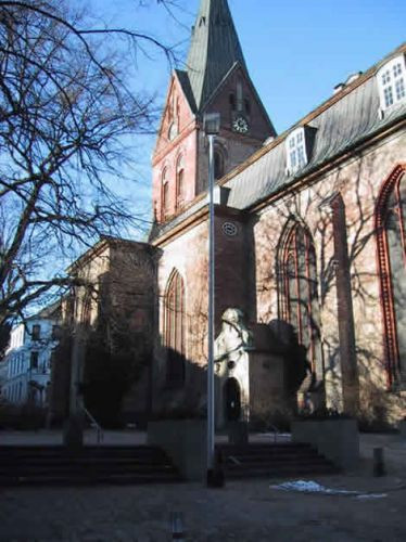 Zijkant van de St. Marienkirche