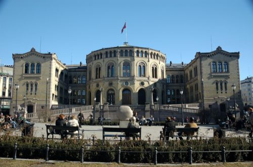 Voorgevel van het Stortinget