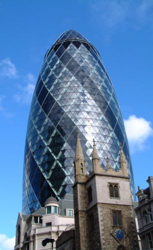 Onder aan de Gherkin