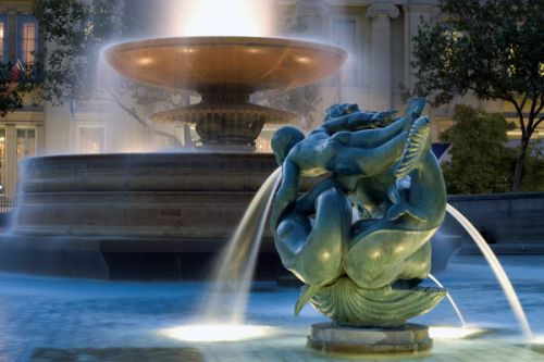 Nachtbeeld op Trafalgar Square