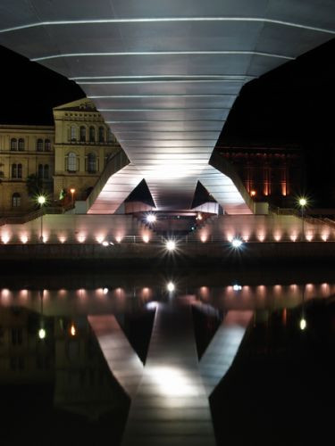 Brug aan de Universiteit van Deusto