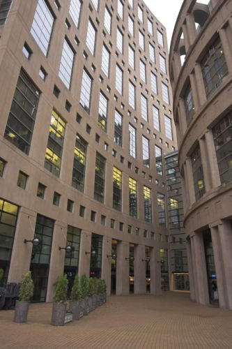 Buiten de Vancouver Public Library