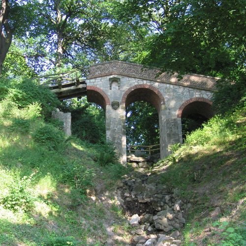 Brug in het Volkspark Glienicke