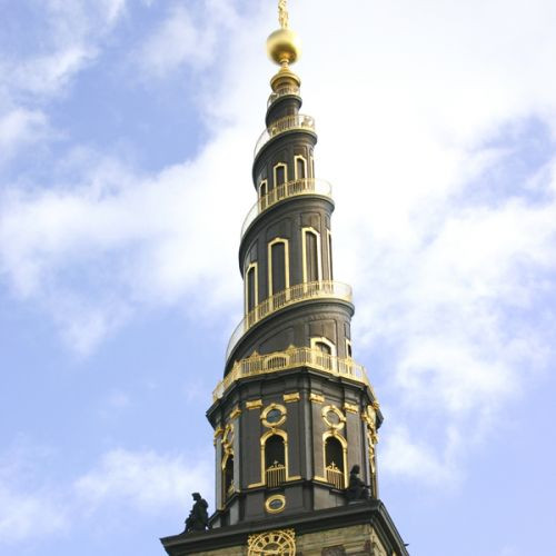 De top van de Vor Frelsers Kirke