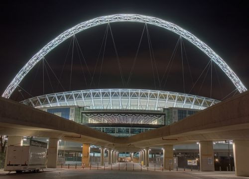 Nachtbeeld van Wembley Stadium