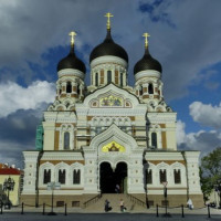 Voorkant van kathedraal in Tallinn