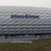 Buiten aan de Allianz Arena