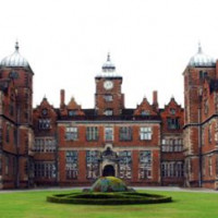 Totaalbeeld van Aston Hall