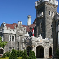 Aan het Casa Loma