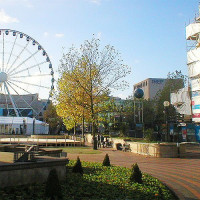 Zicht op Centenary Square