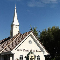 Zicht op de Little Chapel of the Flowers