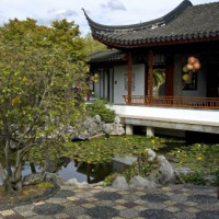 Paviljoen in de Dr. Sun Yat-Sen Classical Chinese Garden