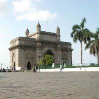 Totaalbeeld van de Gateway of India