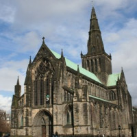 Zijaanzicht op Glasgow Cathedral