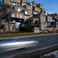 Nachtbeeld van Habitat 67