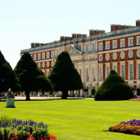 Tuin voor het Hampton Court Palace