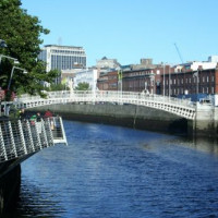 Totaalbeeld van Ha'penny Bridge