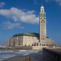 Totaalbeeld van de Hassan II Moskee