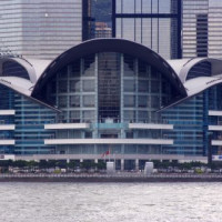 Totaalbeeld van het Hong Kong Convention and Exhibition Centre