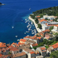 Luchtbeeld op Hvar